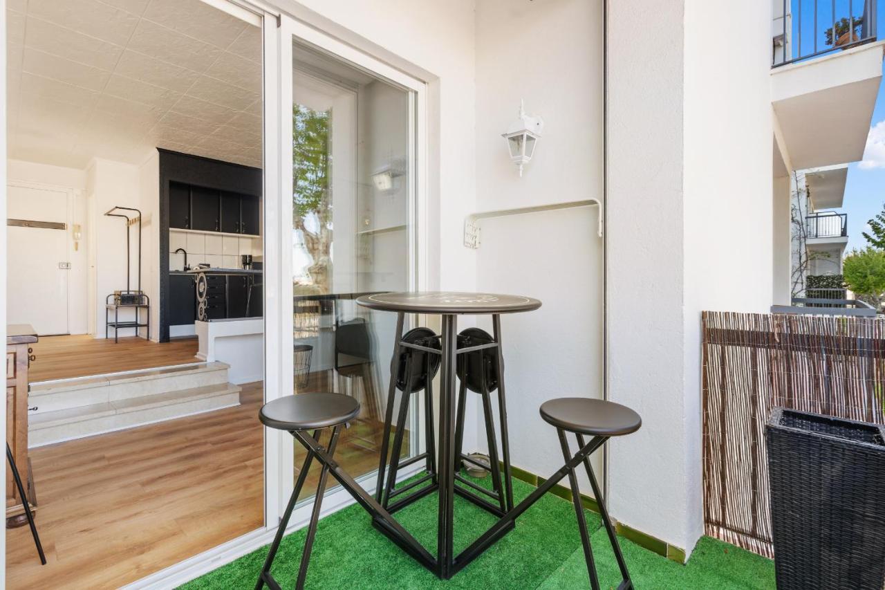 קסטלו דה אמפוריאס Welcs Apartamento 058 Emp En Puerto Con Terraza מראה חיצוני תמונה